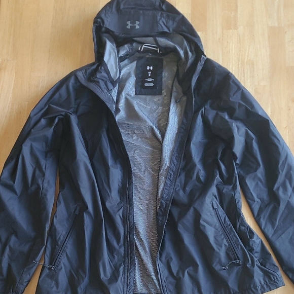 Under Armour Charcoal Hooded Jacket - Picture 6 of 6